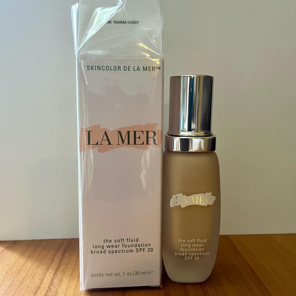 La Mer Soft Fluid Long Wear Foundation SPF 20 - Warm Ivory